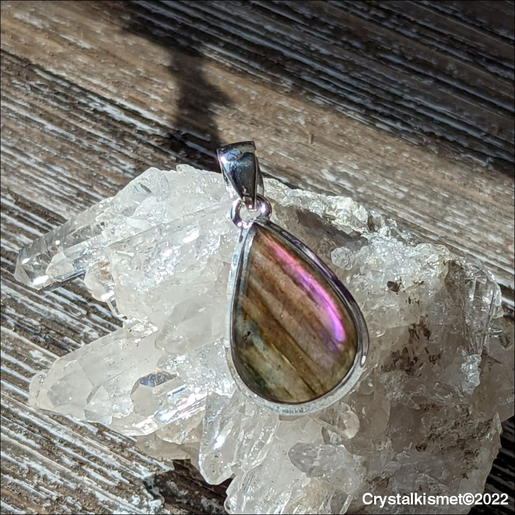 Beautiful Purple Flash Labradorite Sterling Silver Teardrop Pendant Necklace
