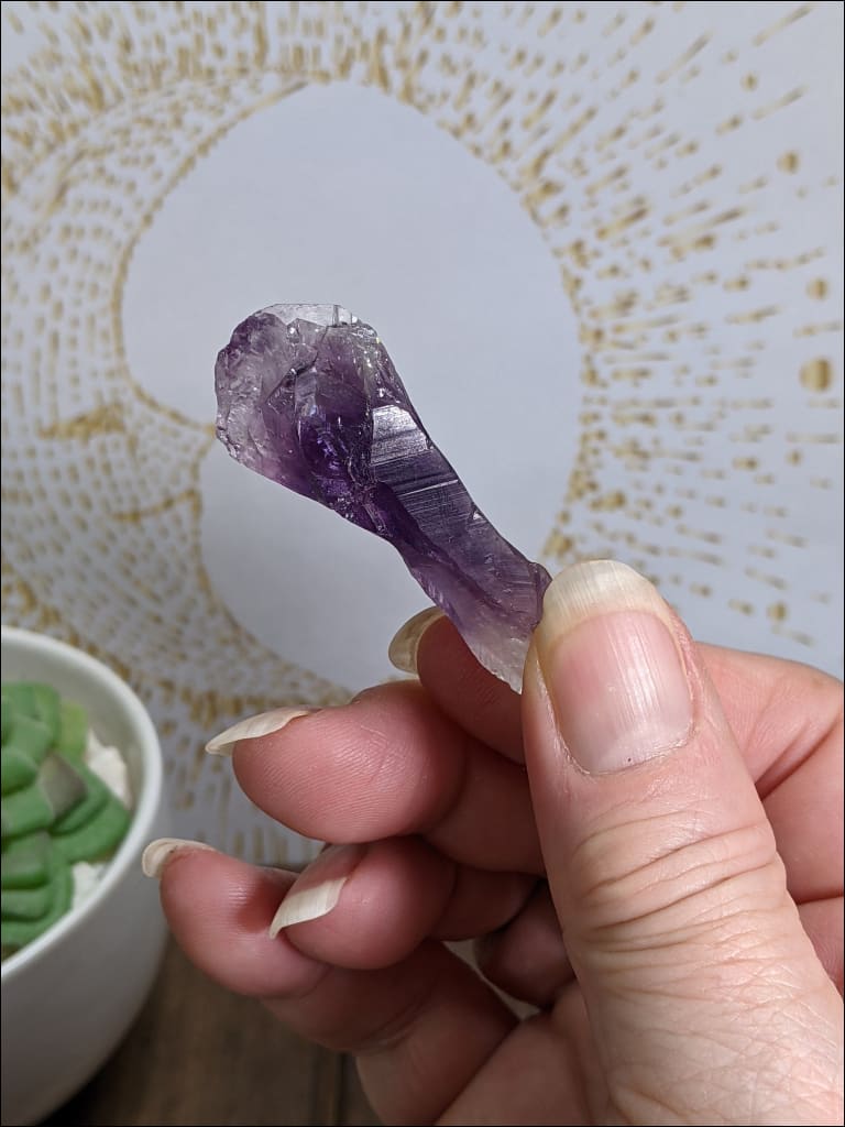 Medium Amethyst Points, Wands Ethically Sourced